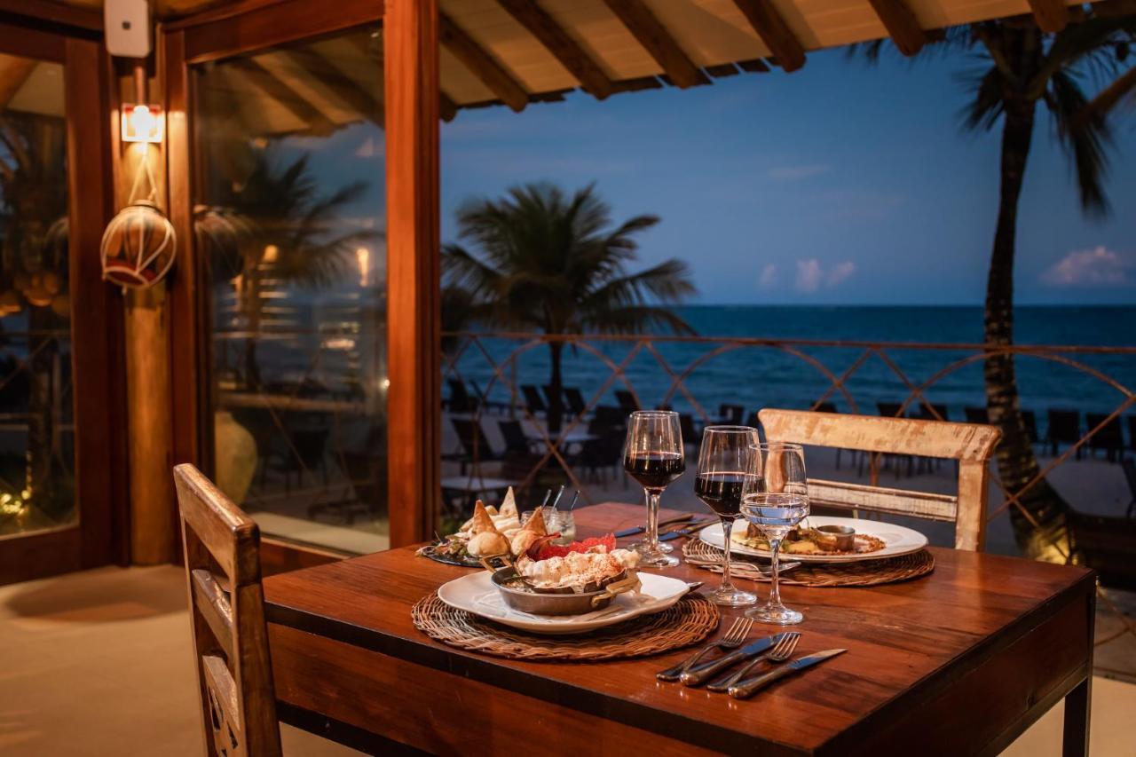 La Torre Resort - Все включено Порту-Сегуру Экстерьер фото A restaurant at the resort