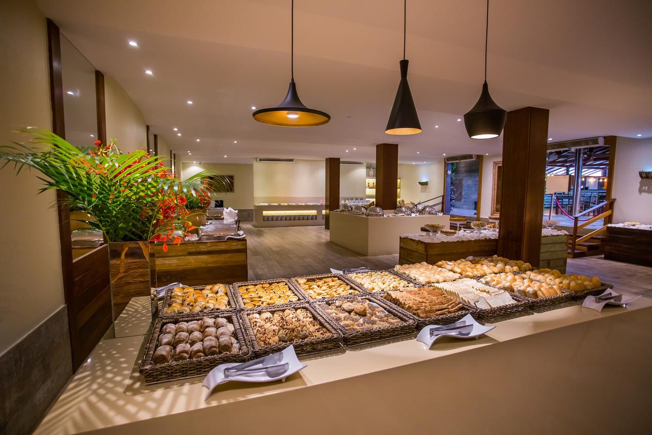 La Torre Resort - Все включено Порту-Сегуру Экстерьер фото The buffet at the hotel