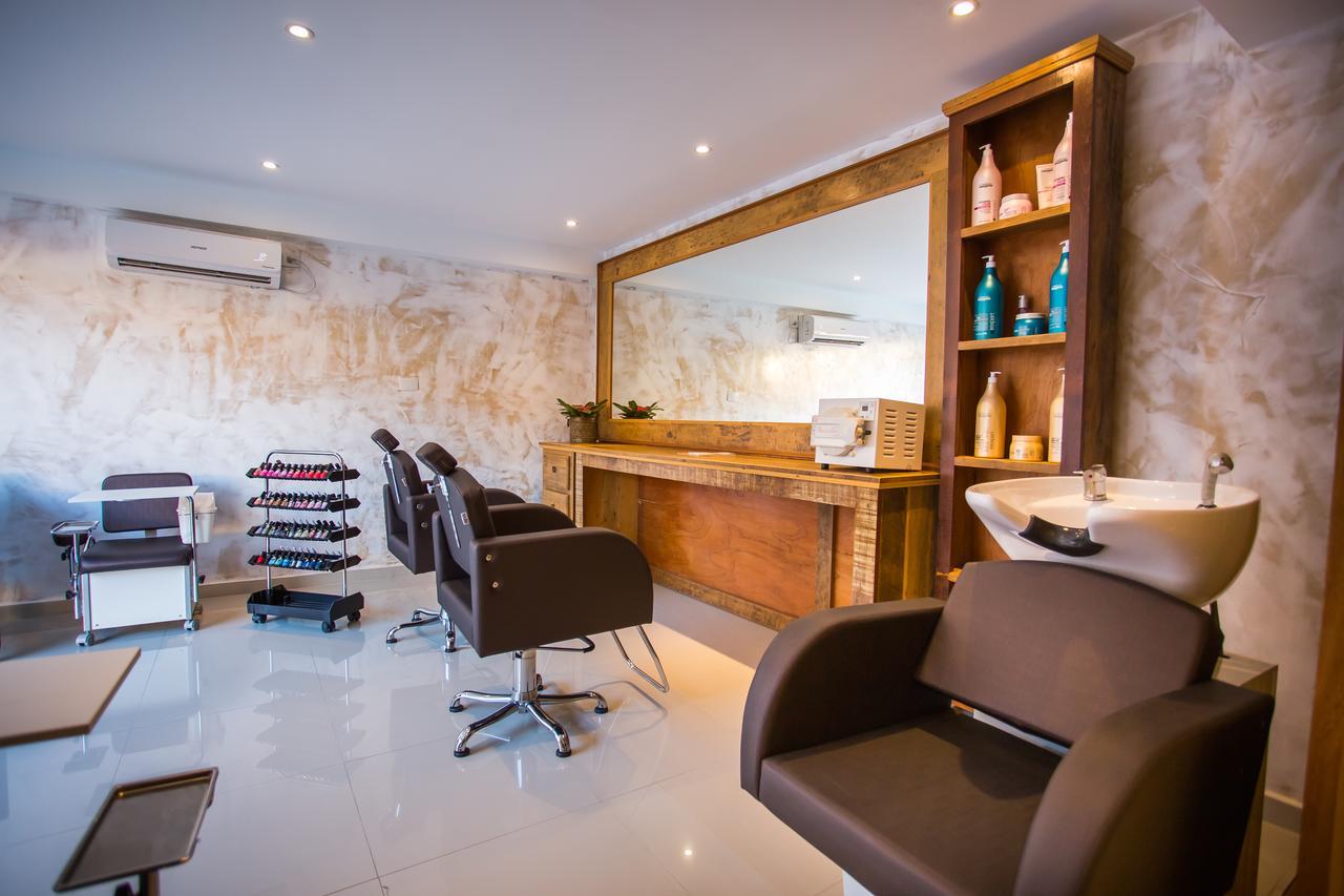 La Torre Resort - Все включено Порту-Сегуру Экстерьер фото A hair salon in India