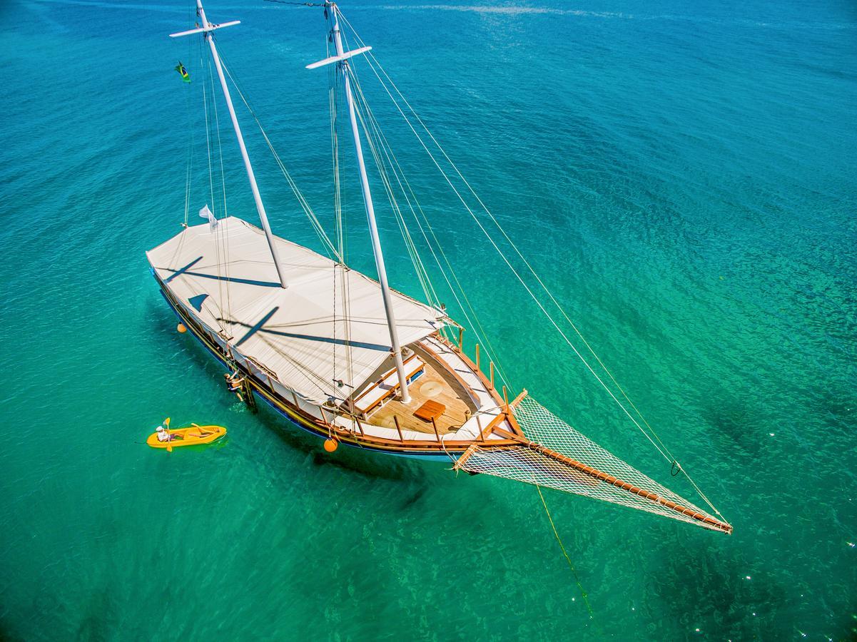 La Torre Resort - Все включено Порту-Сегуру Экстерьер фото Aerial view of a yacht in the Bay of Kotor